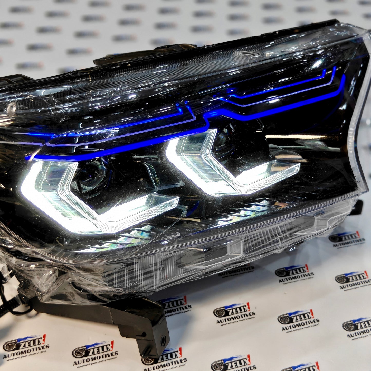 Ford Endeavour BMW-Inspired Headlights | Welcome Feature & DRLs