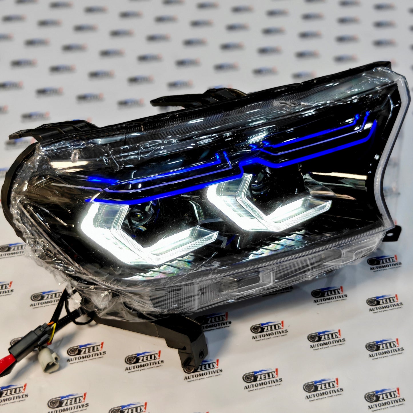 Ford Endeavour BMW-Inspired Headlights | Welcome Feature & DRLs