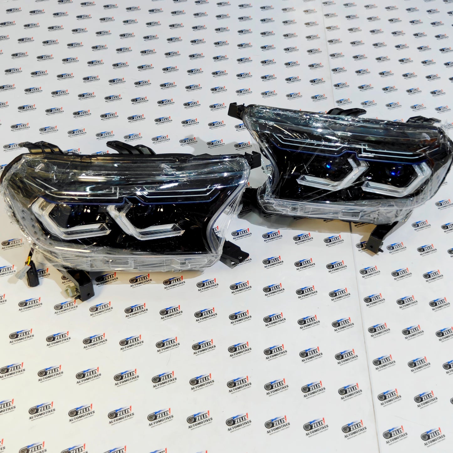 Ford Endeavour BMW-Inspired Headlights | Welcome Feature & DRLs