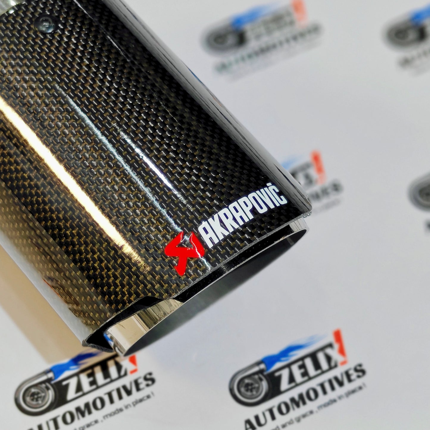 Akrapovic Exhaust Tip | Gloss Carbon Single Tip