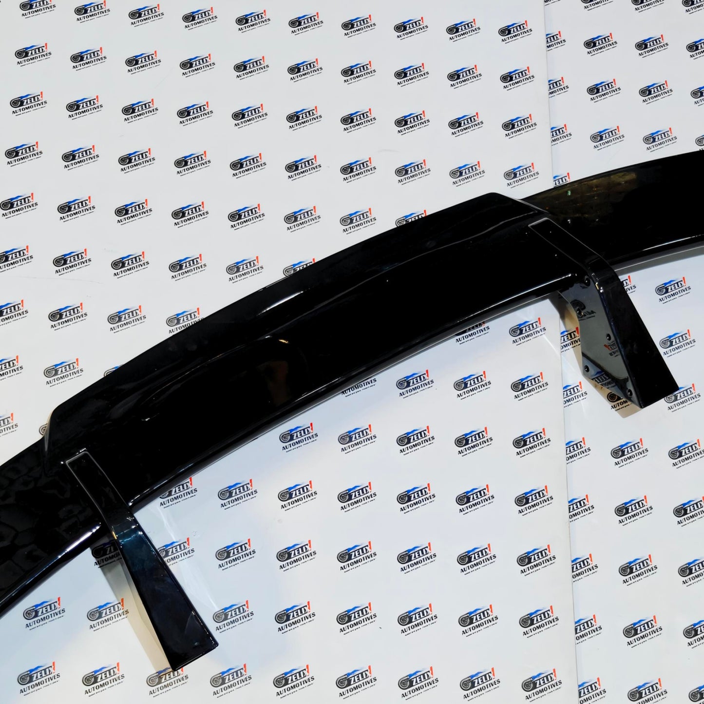Universal Sedan GT-Style Rear Spoiler Wing | Gloss Black & Carbon