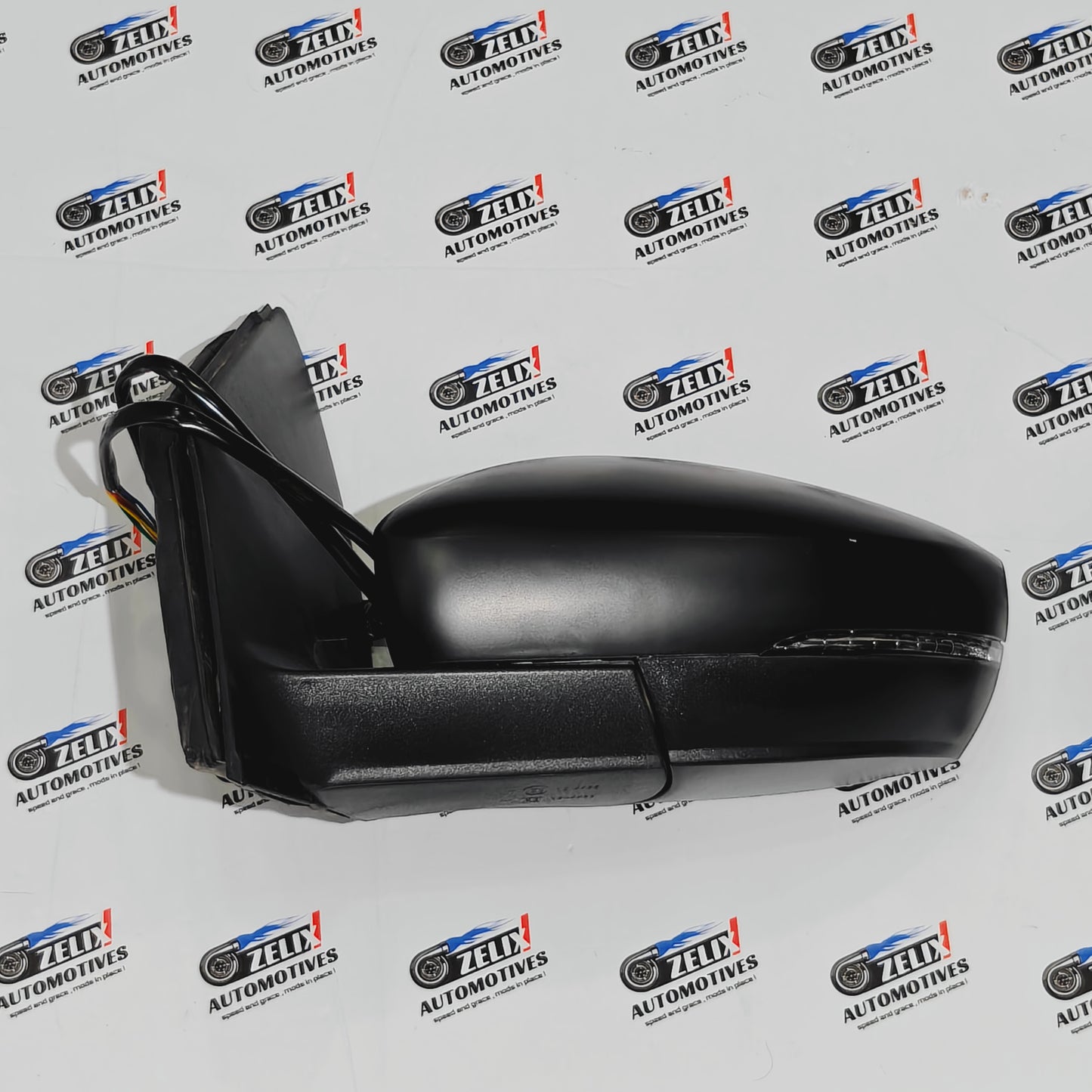 VW Polo, Vento, Ameo Side Automatic Mirrors (Pair) | Replacement Mirrors