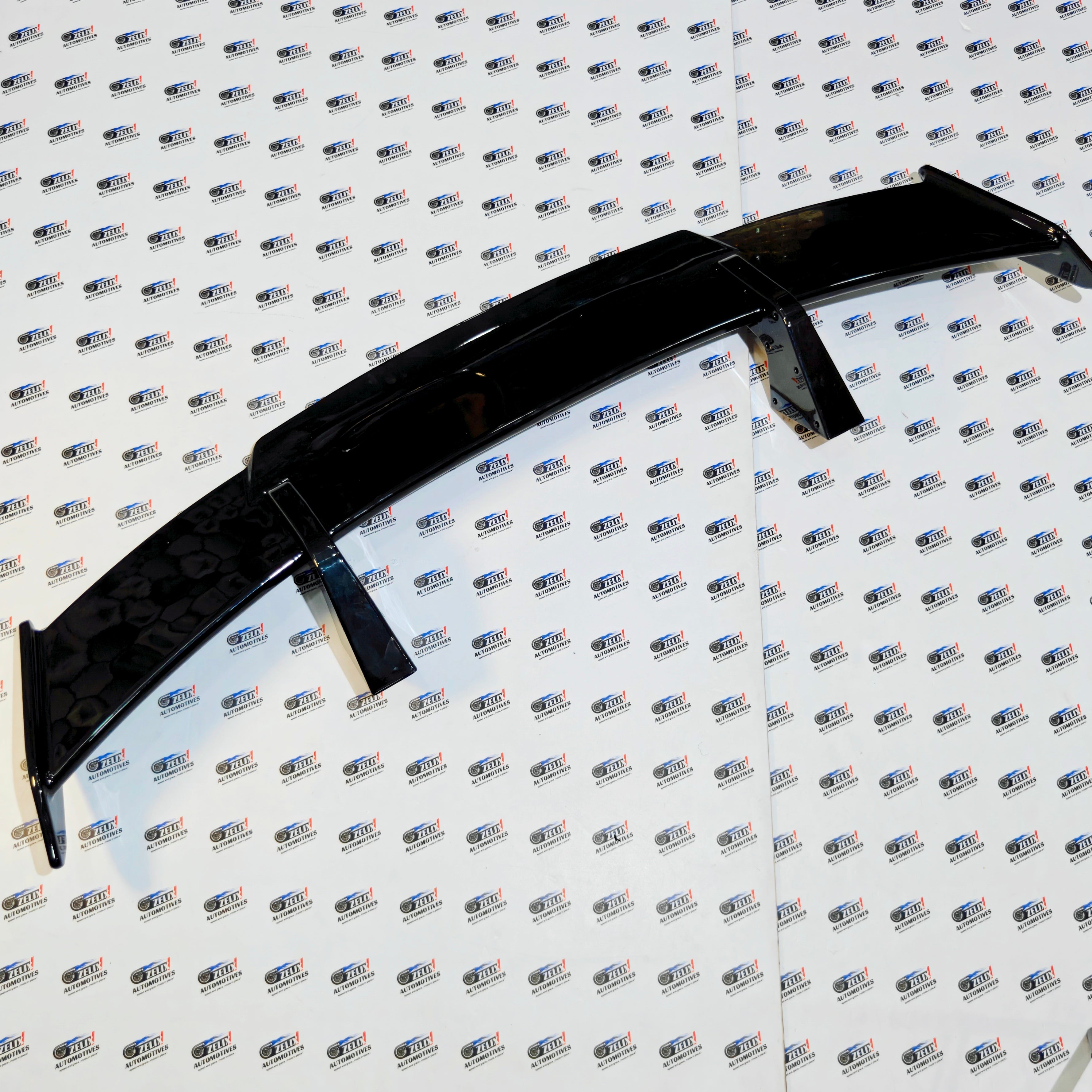 Universal Sedan GT-Style Rear Spoiler Wing | Gloss Black & Carbon