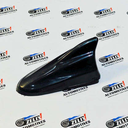 Shark Fin Antenna Glossy Black Finish | Aftermarket Sleek Roof Mount Design