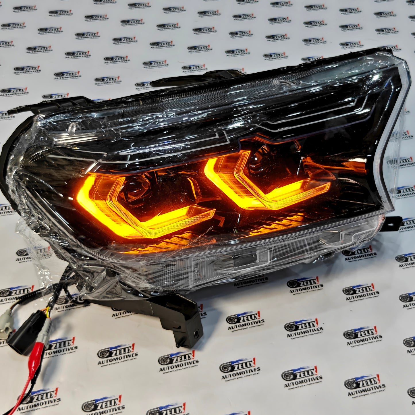 Ford Endeavour BMW-Inspired Headlights | Welcome Feature & DRLs
