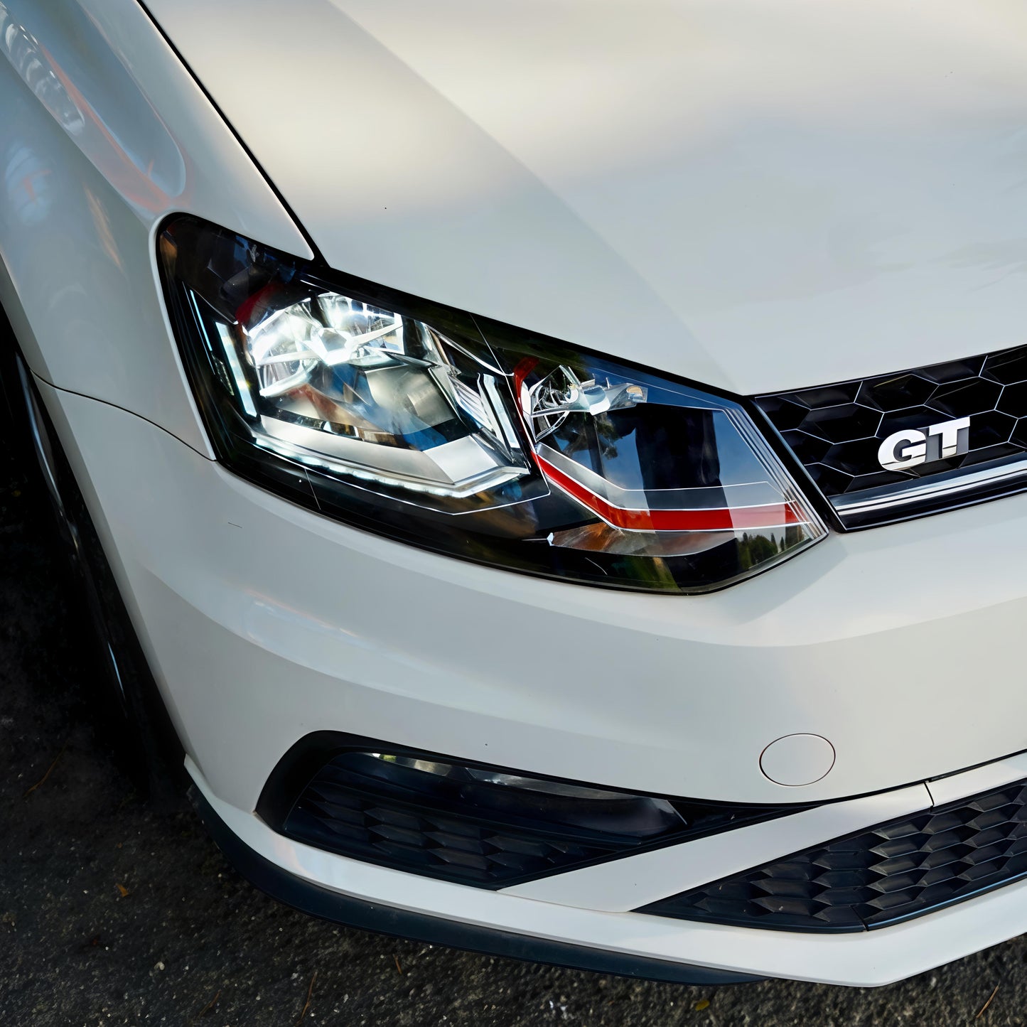 VW Polo, Vento, Ameo GTI-Style Headlights | Red Accent Design